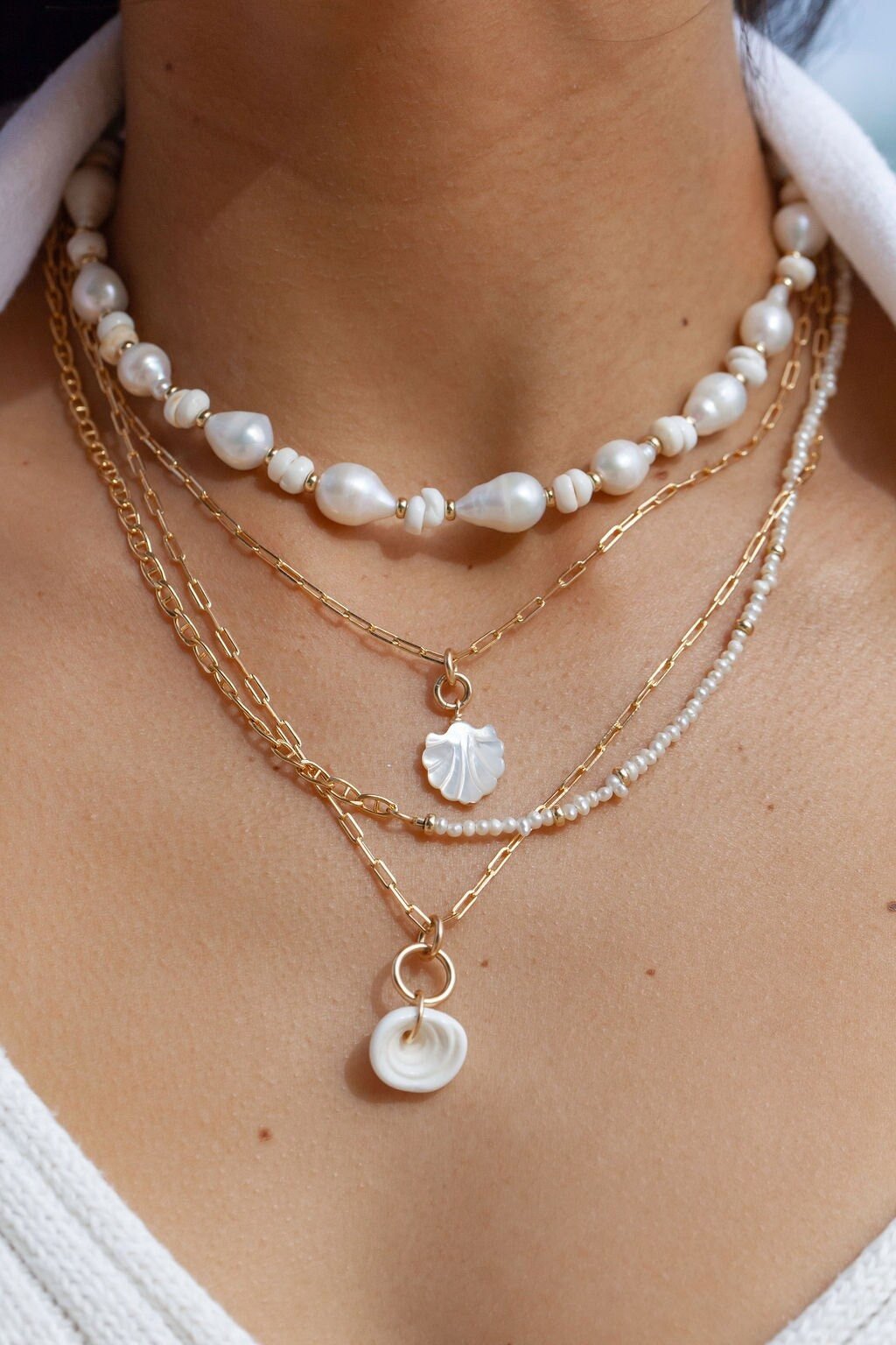 Asymmetrical Pearl & Gold Chain Necklace