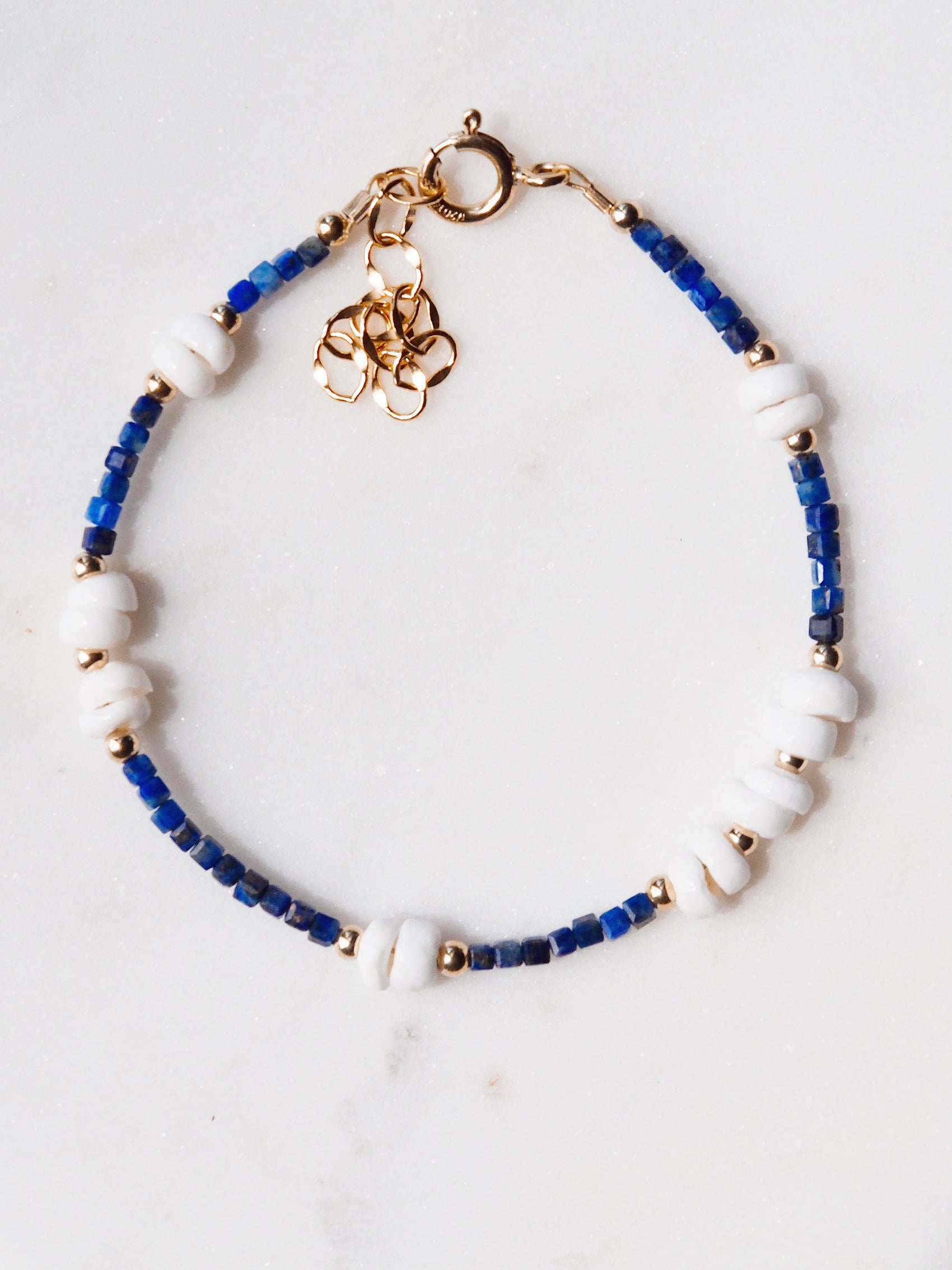 Gemstone Puka Shell Bracelet - Ke'alohi