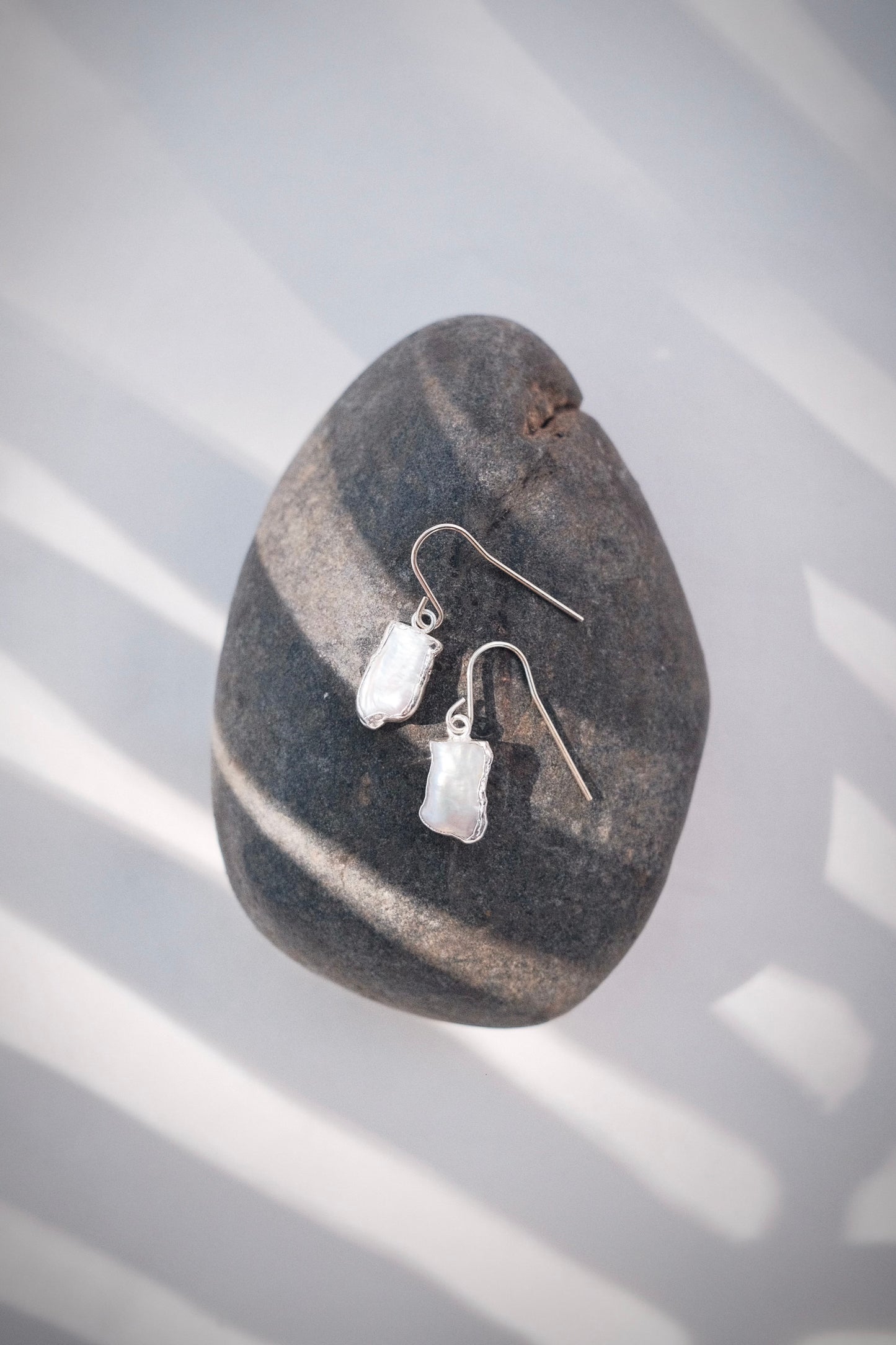 Mini Biwa Pearl Drop Earrings - Silver Kiana