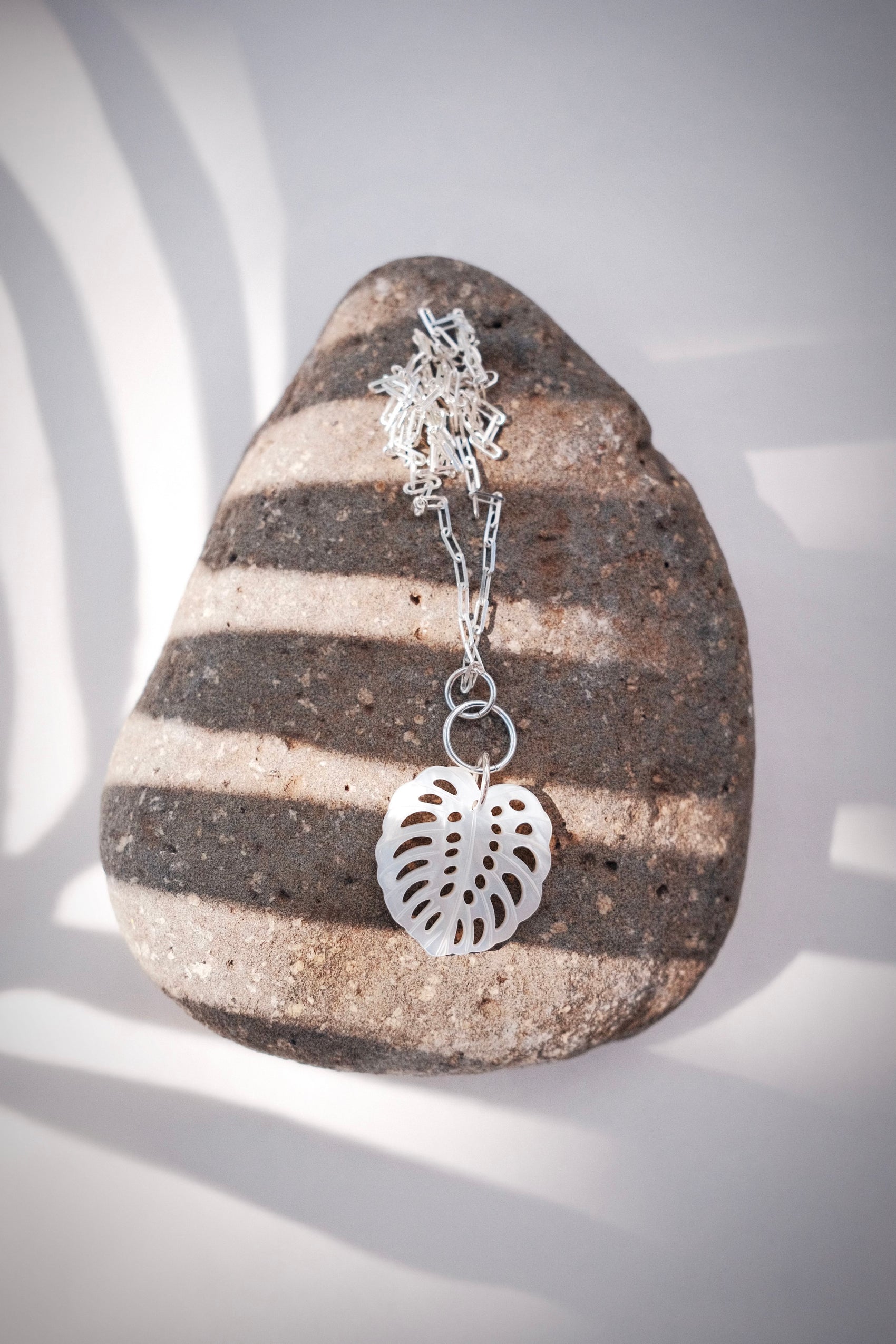 Silver Monstera Chain Necklace - Makana