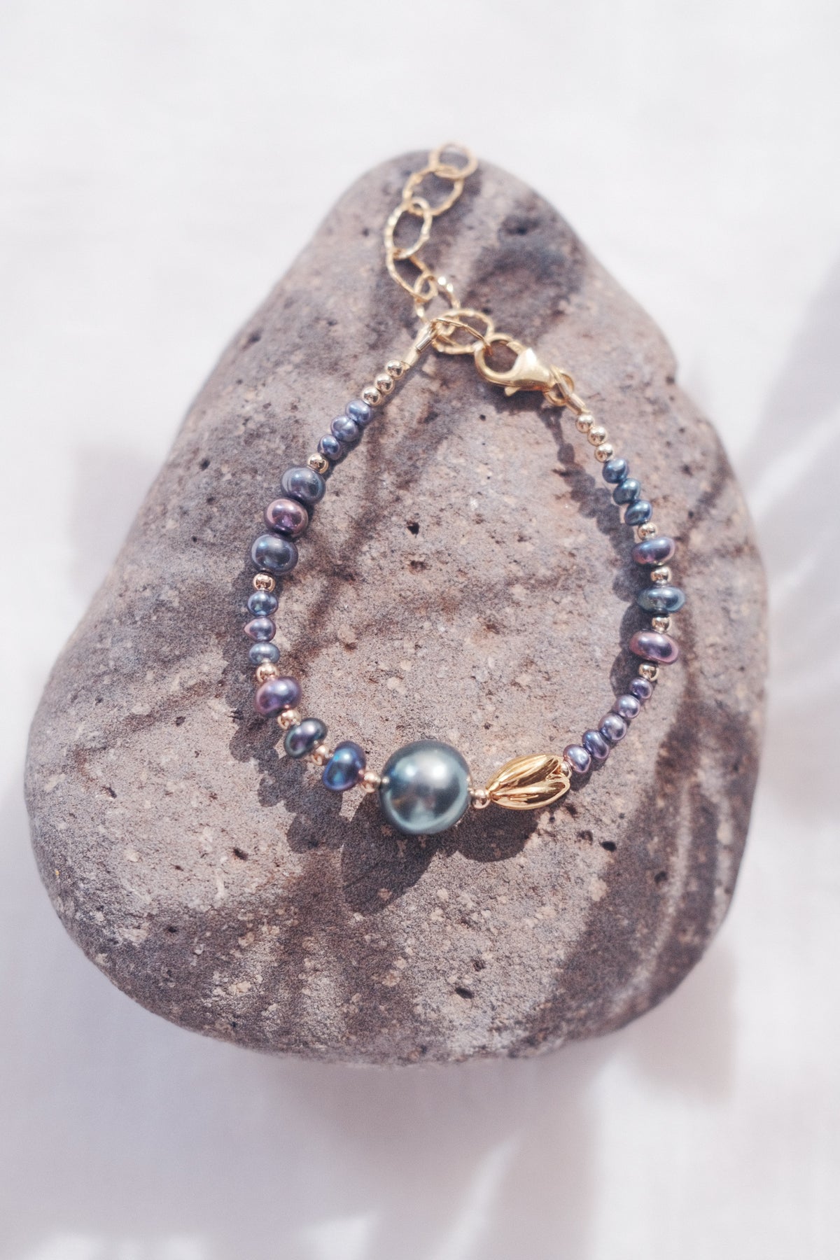 Tahitian & Peacock Pearl Pikake Bracelet - Kiʻekiʻe