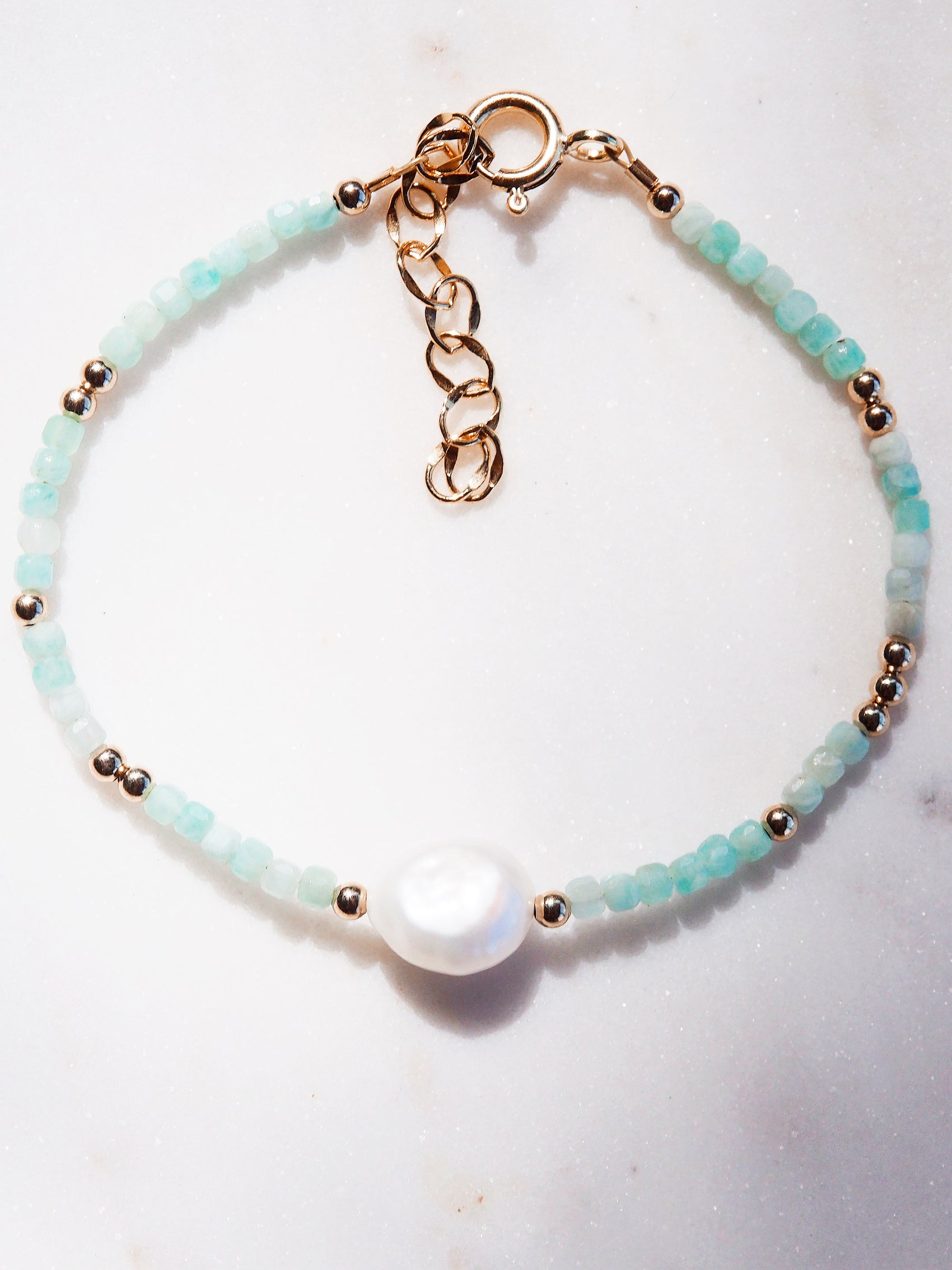 White Pearl and Gemstone Bracelet - Gold Haukea