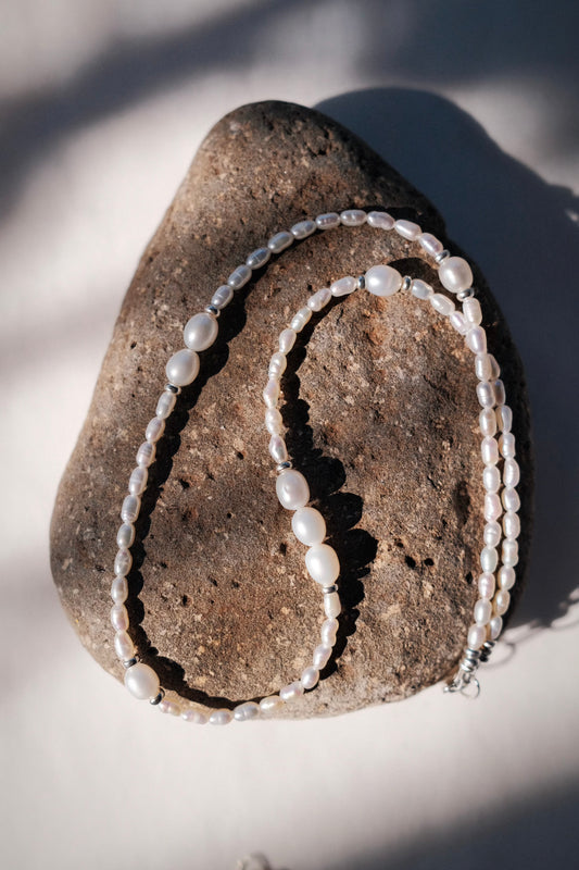 Silver and White Pearl Bead Necklace - Hiwahiwa