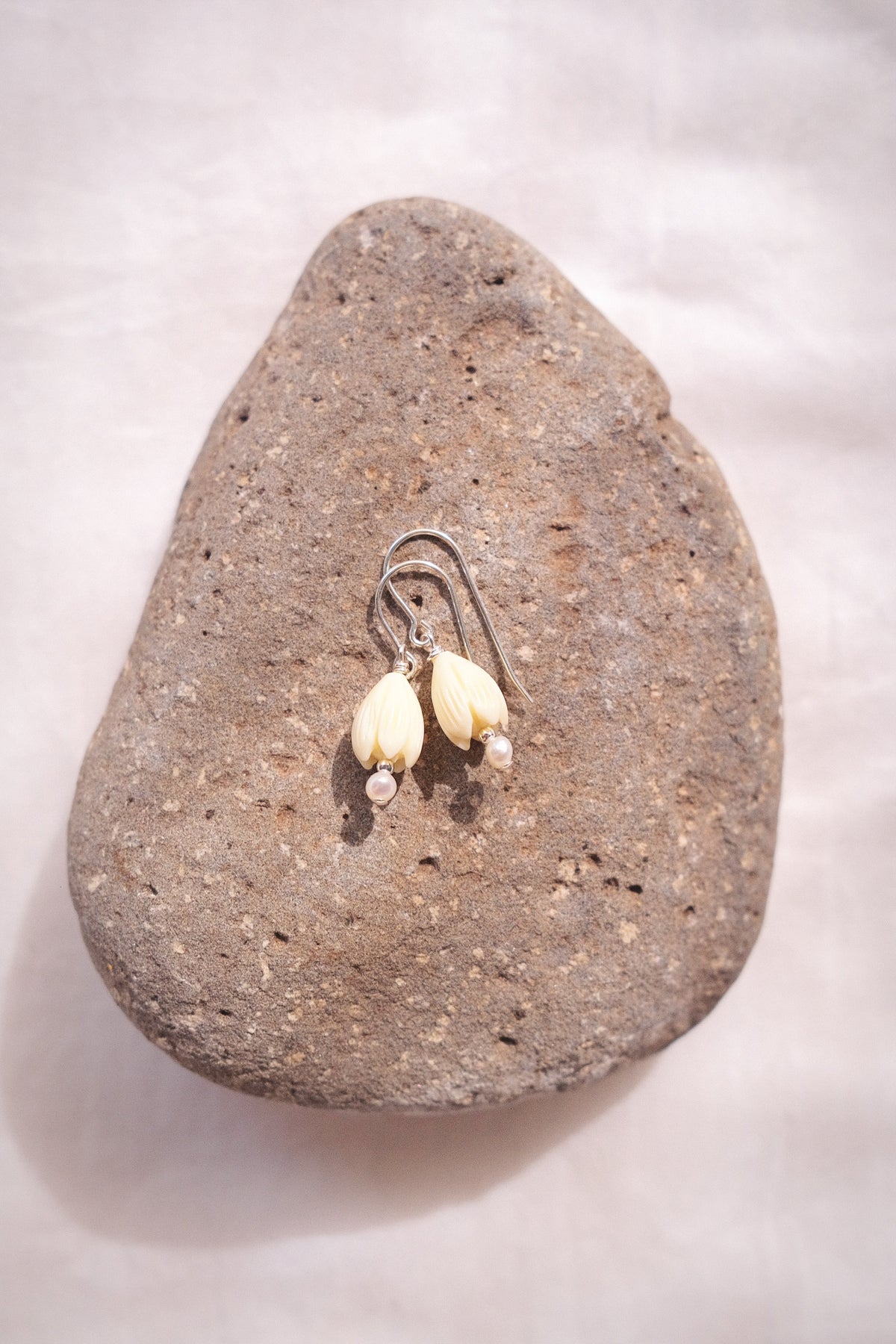 Resin Pikake & Pearl Drop Earrings - Gold or Silver Kupuna
