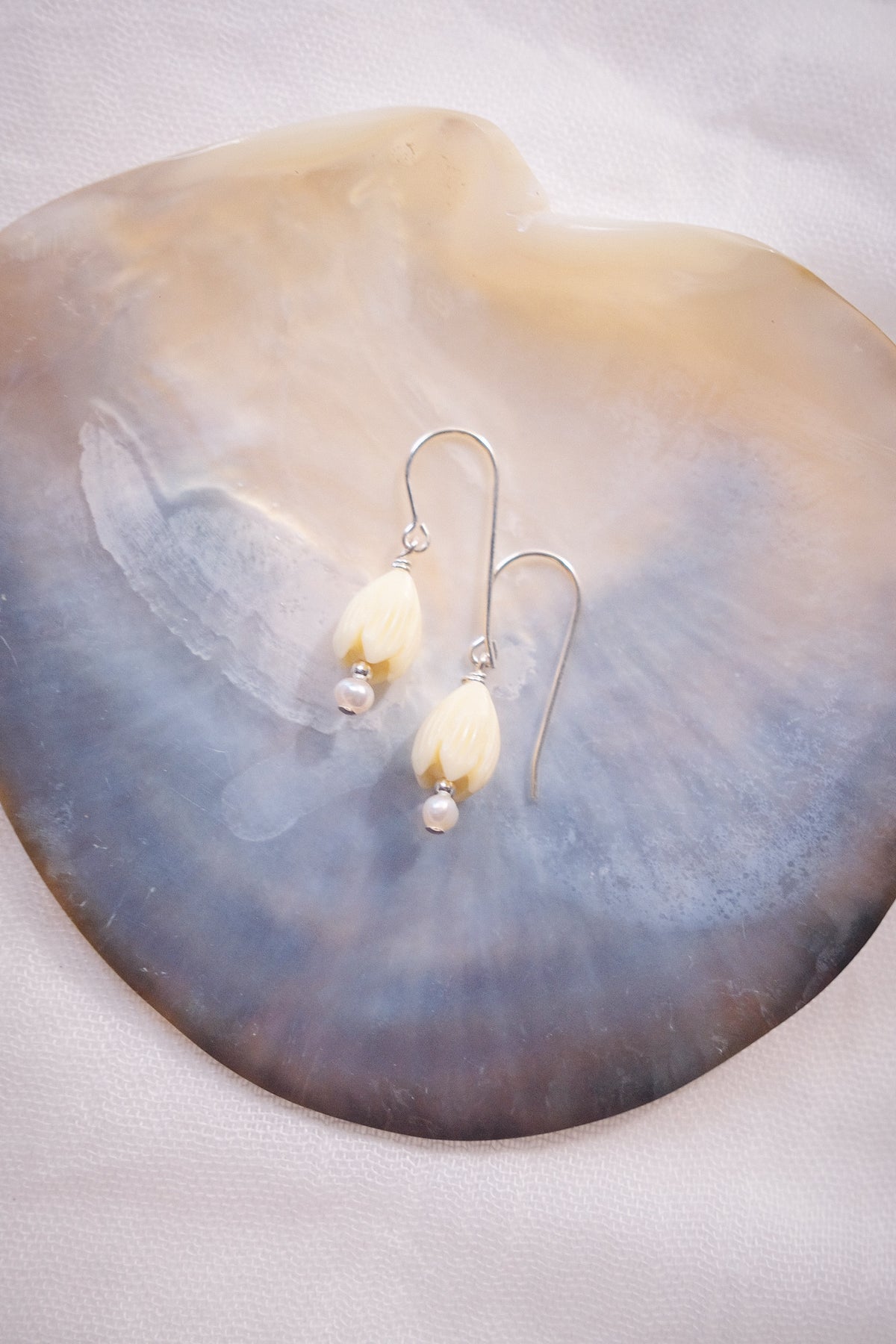 Resin Pikake & Pearl Drop Earrings - Gold or Silver Kupuna