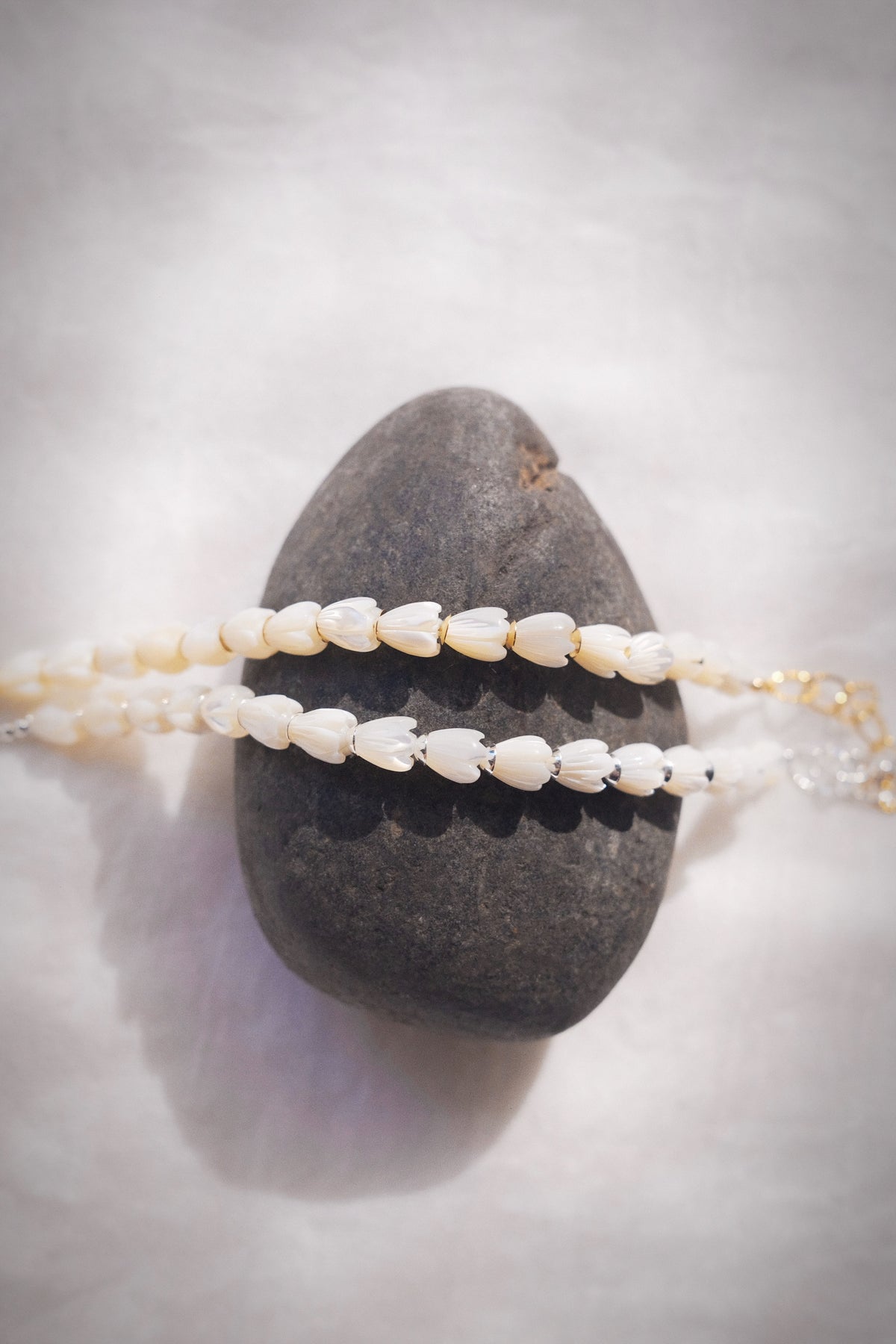 Mother of Pearl Pikake Beaded Bracelet - Gold Lāhela