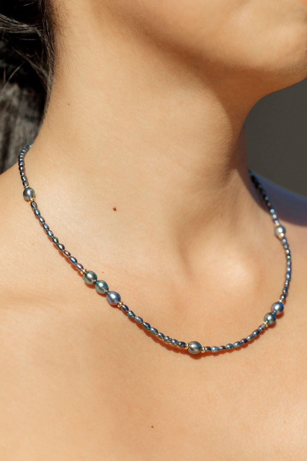 Gold Peacock Pearl Bead Necklace - Hiwahiwa