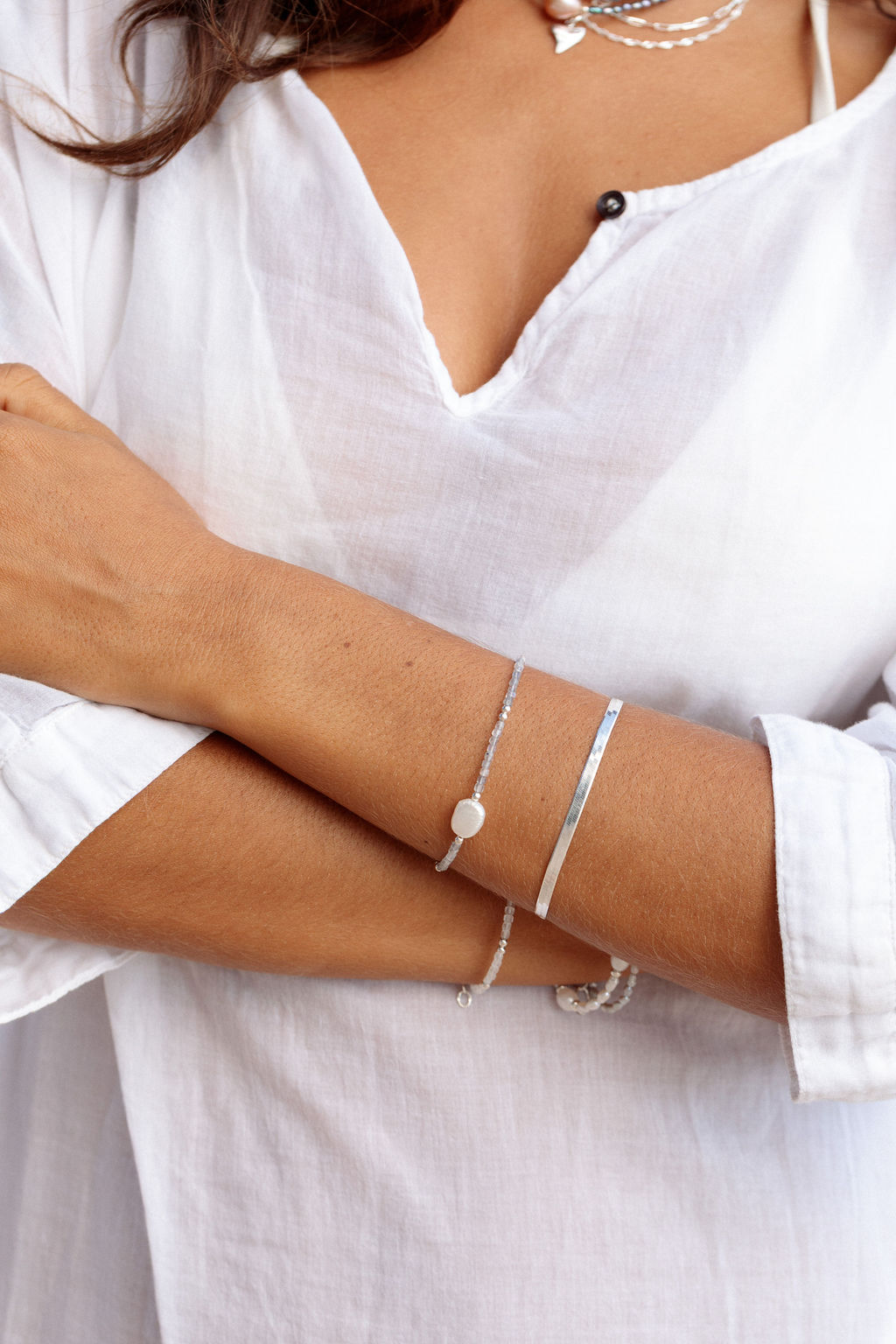 Silver and White Pearl Bead Bracelet - Hiwahiwa