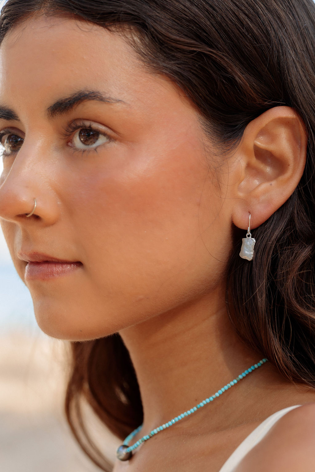 Mini Biwa Pearl Drop Earrings - Gold Kiana