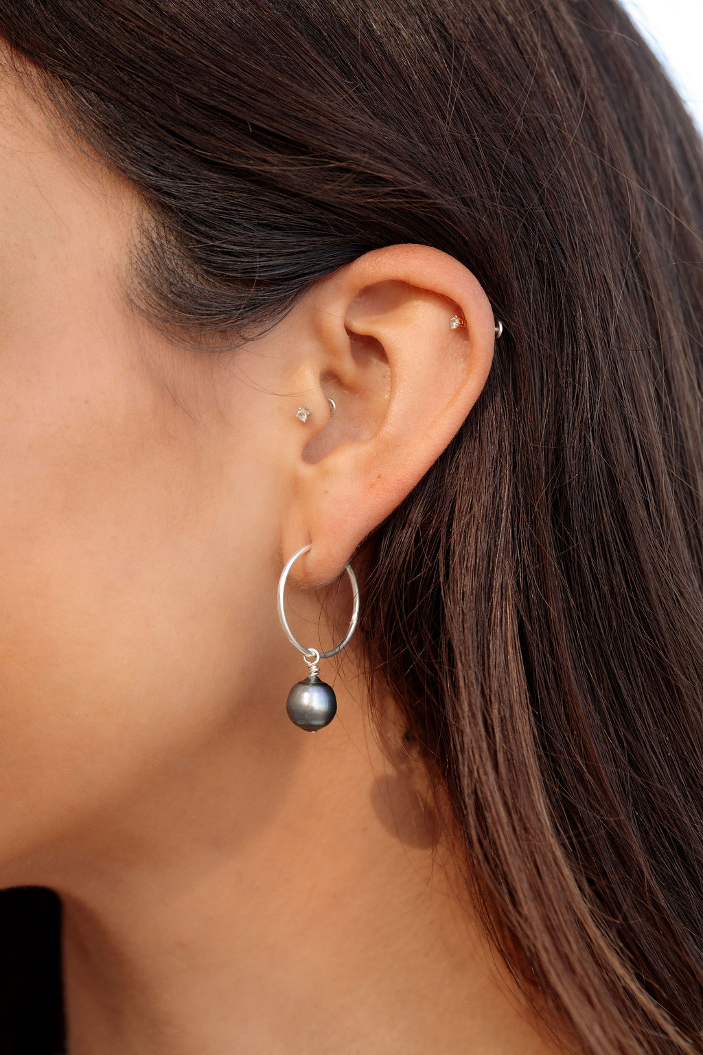 Thin Silver Tahitian Pearl Hoop Earrings - Hokuloa