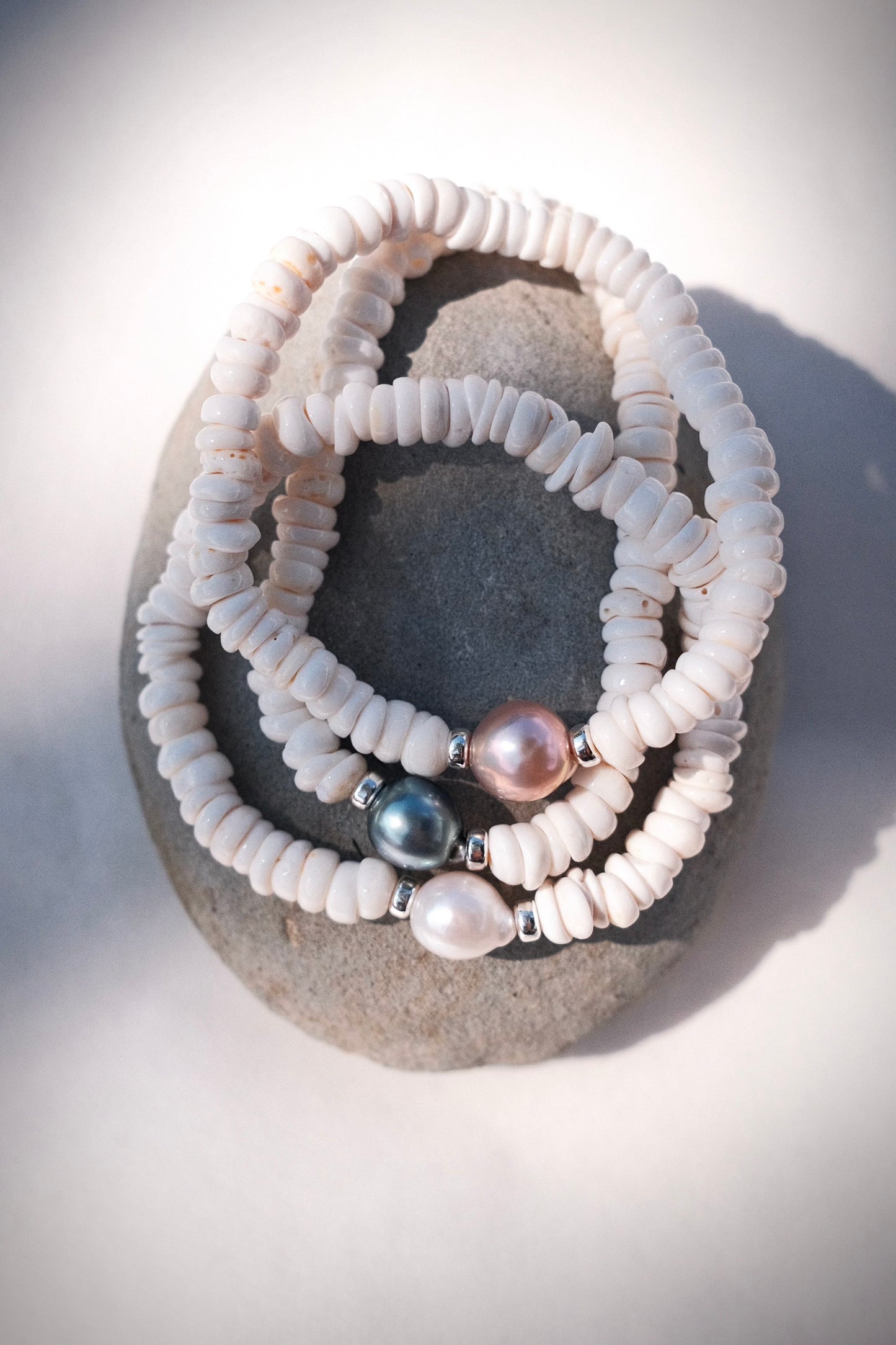 Choose your Silver Stretchy Puka Shell Bracelet - Silver Ali'ikai