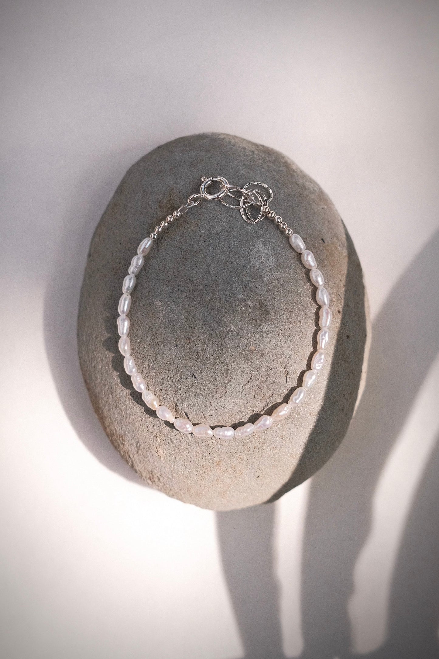 Silver Dainty White Pearl Bracelet - Maile