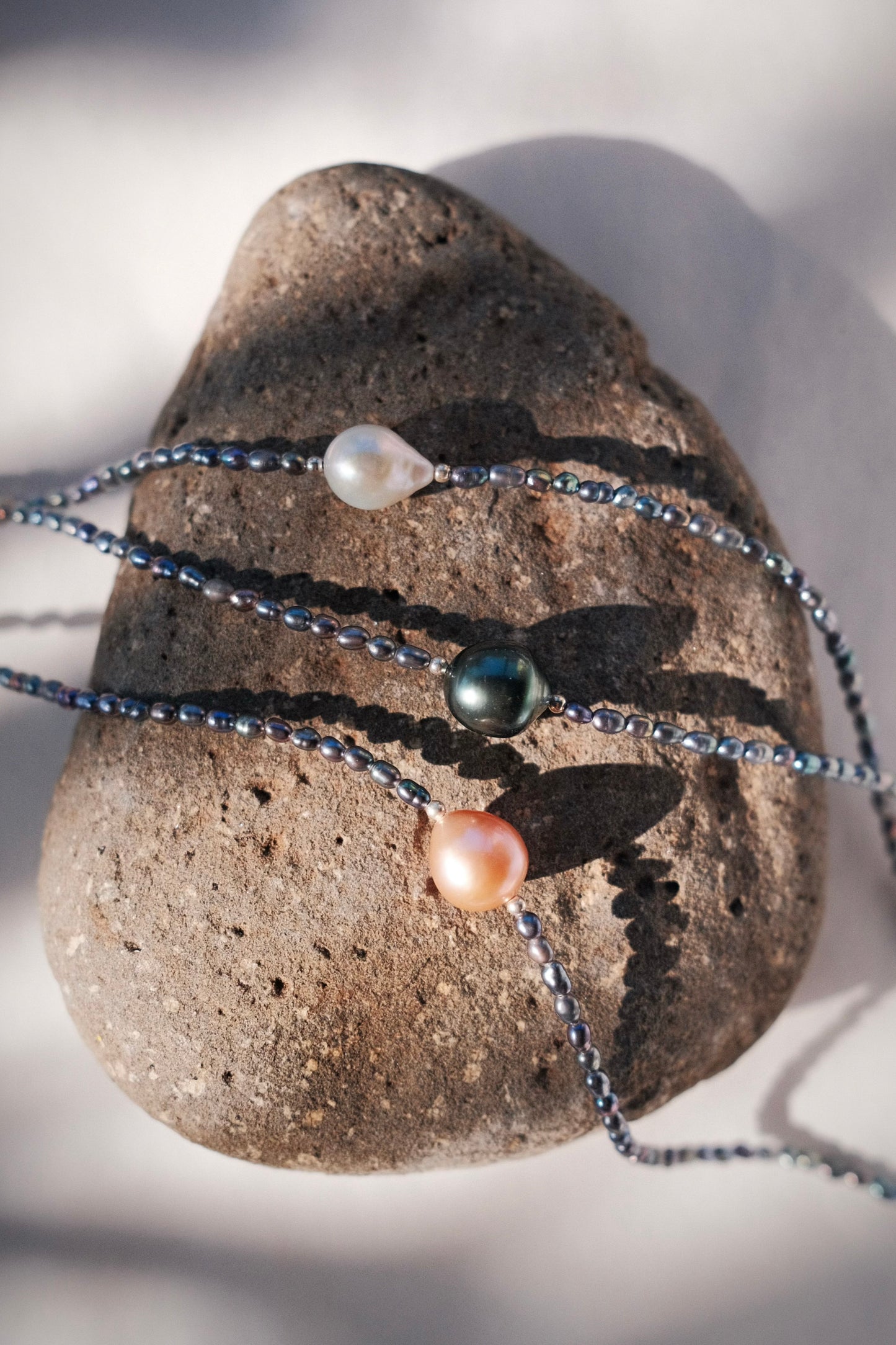 Baroque White Pearl Choker Necklace - Silver Kaimalie