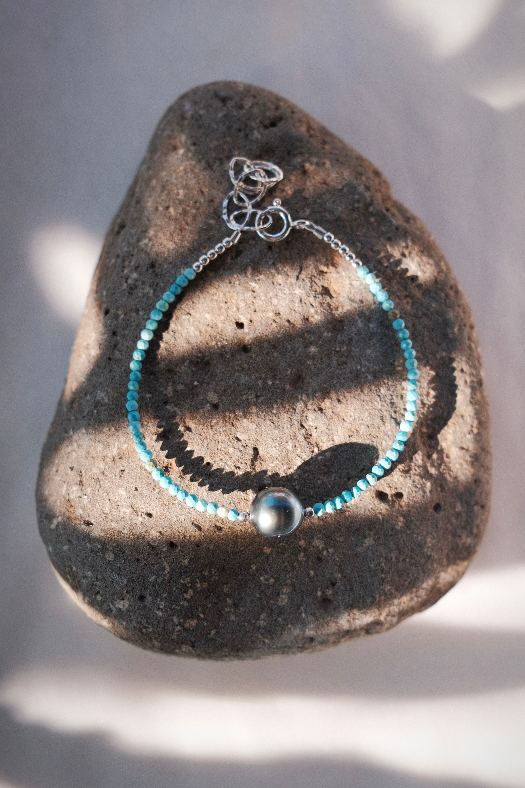 Dainty Silver Turquoise Tahitian Pearl Bracelet - Silver Ipo