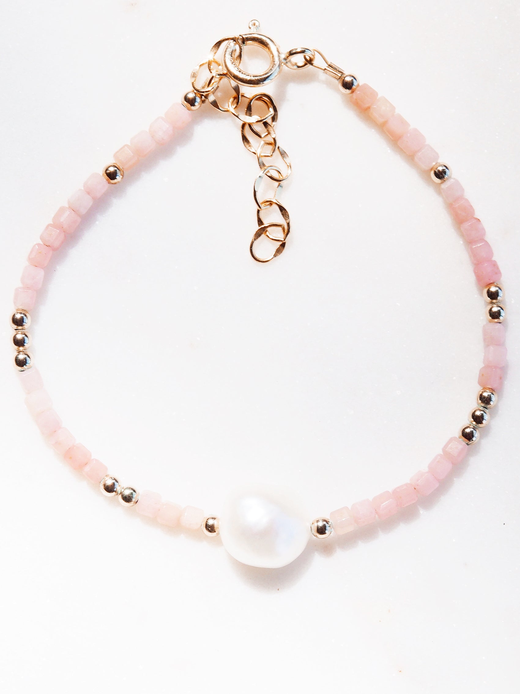 White Pearl and Gemstone Bracelet - Gold Haukea