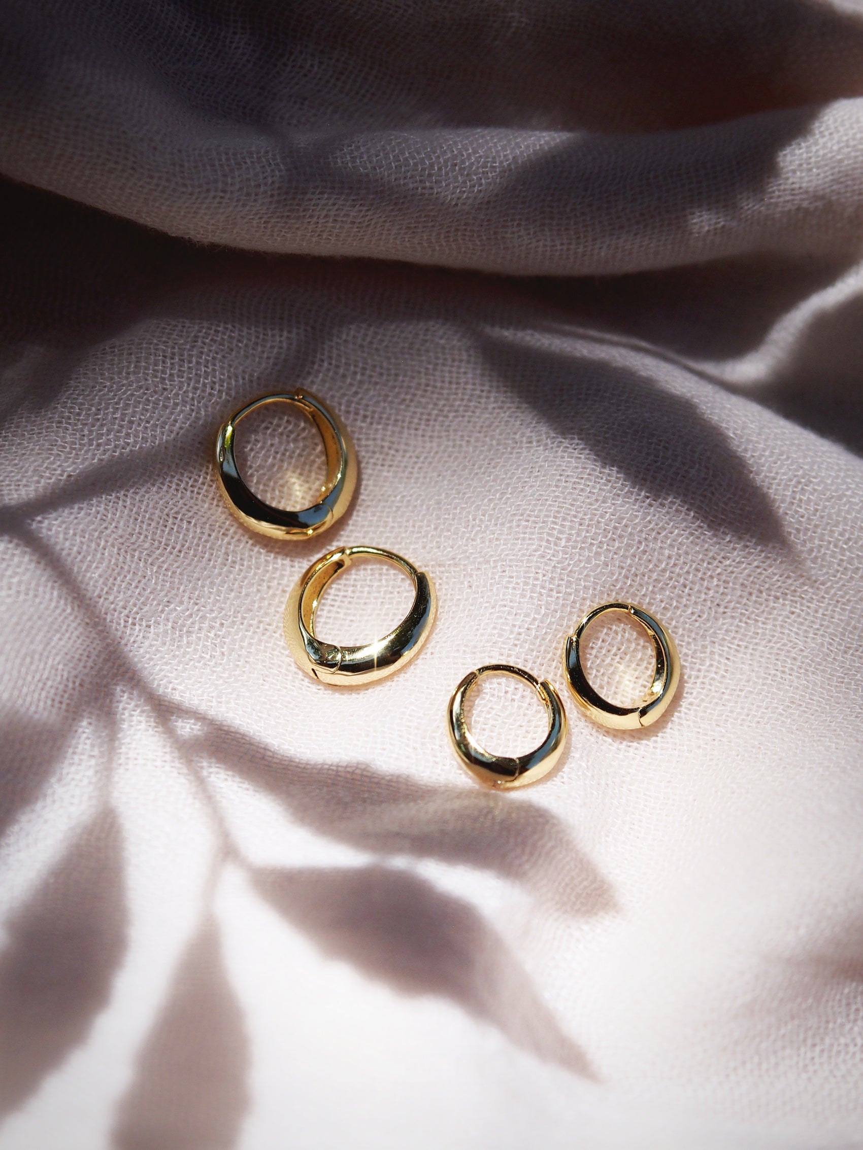 Mini Gold Dome Huggie Hoop Earrings - Aniani