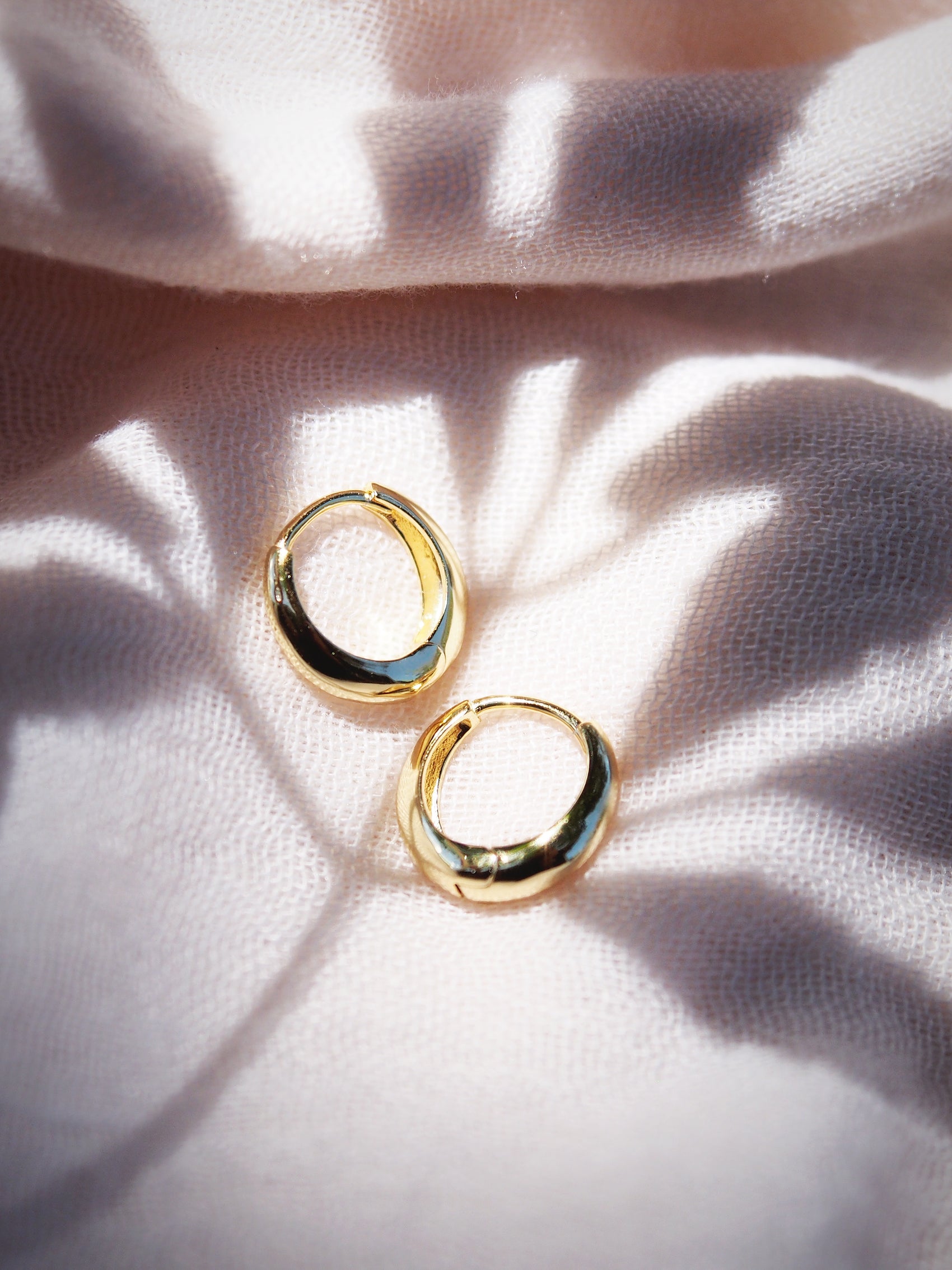 Mini Gold Dome Huggie Hoop Earrings - Aniani