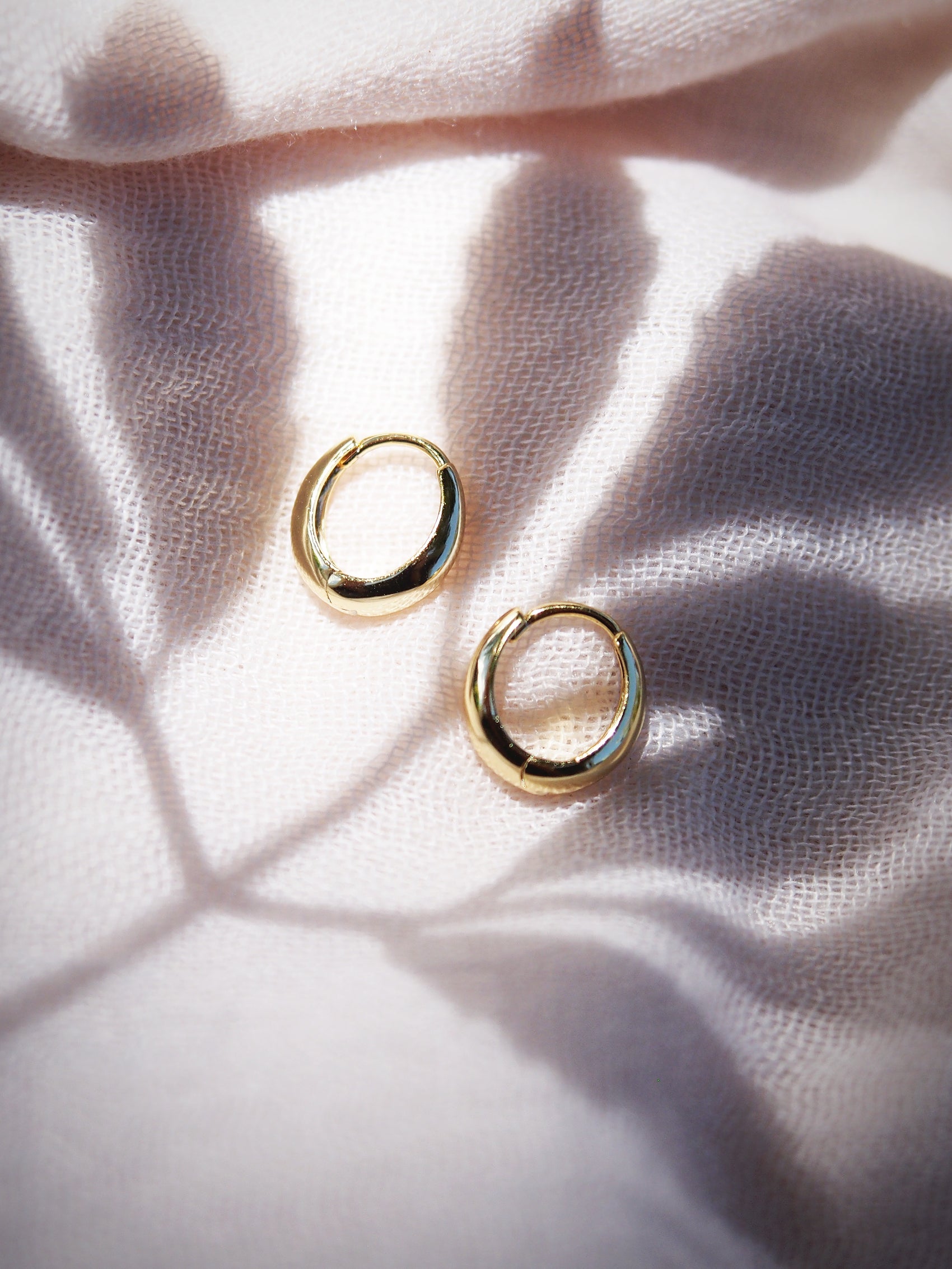 Mini Gold Dome Huggie Hoop Earrings - Aniani