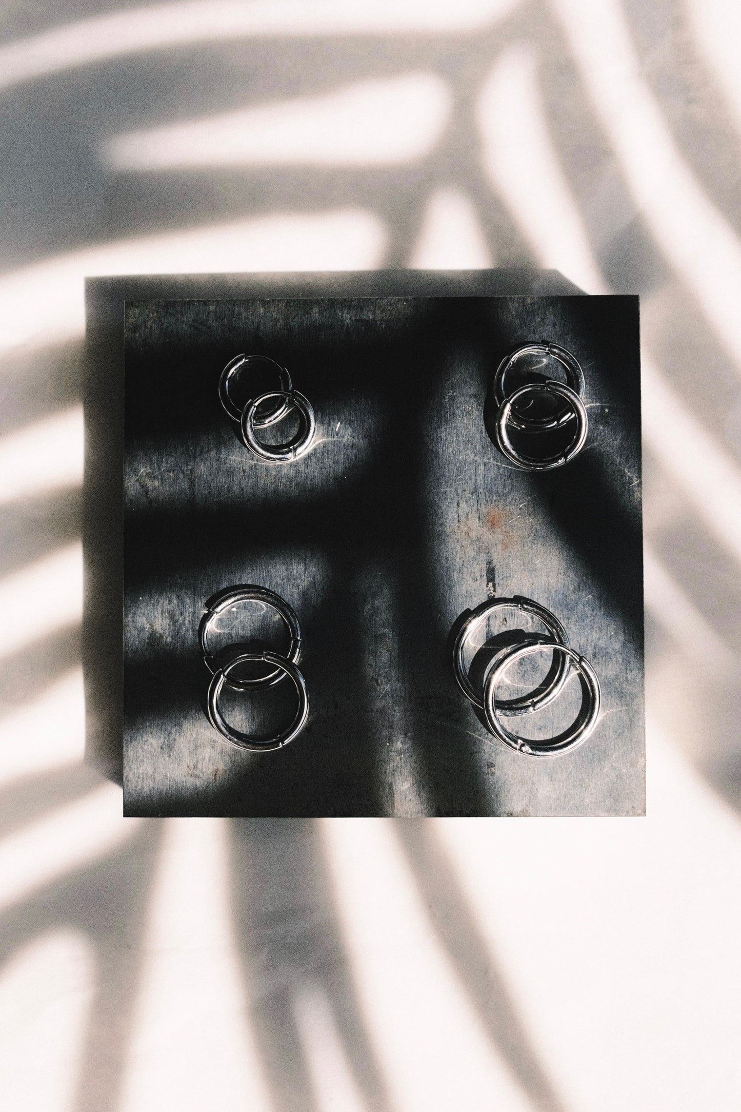 Hypoallergenic Stainless Steel Unisex Men's Hoop Earring - Makaio