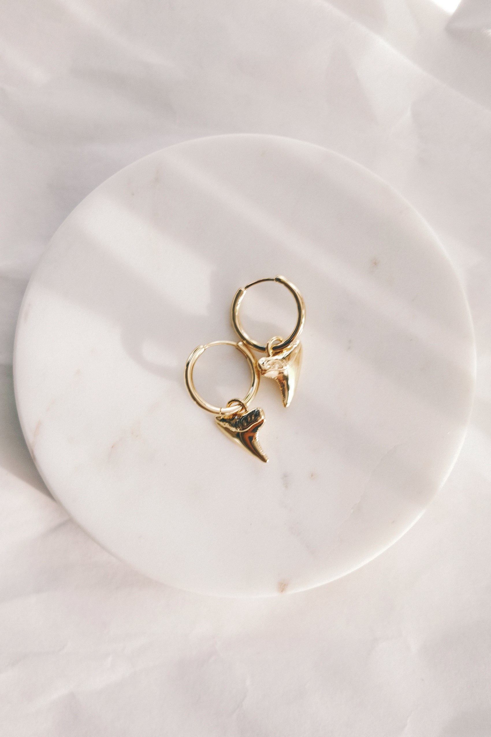 Statement Shark Tooth Hoop Earrings - Mano