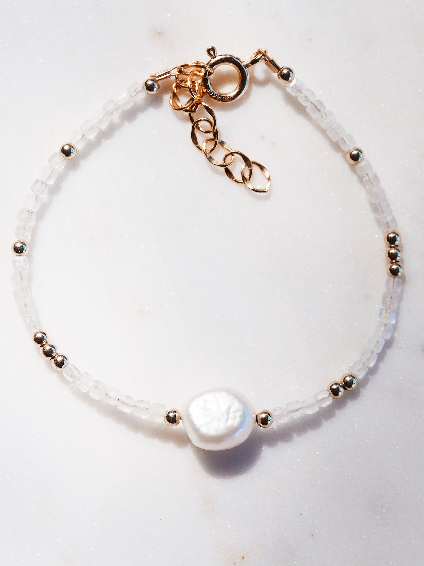 White Pearl and Gemstone Bracelet - Gold Haukea