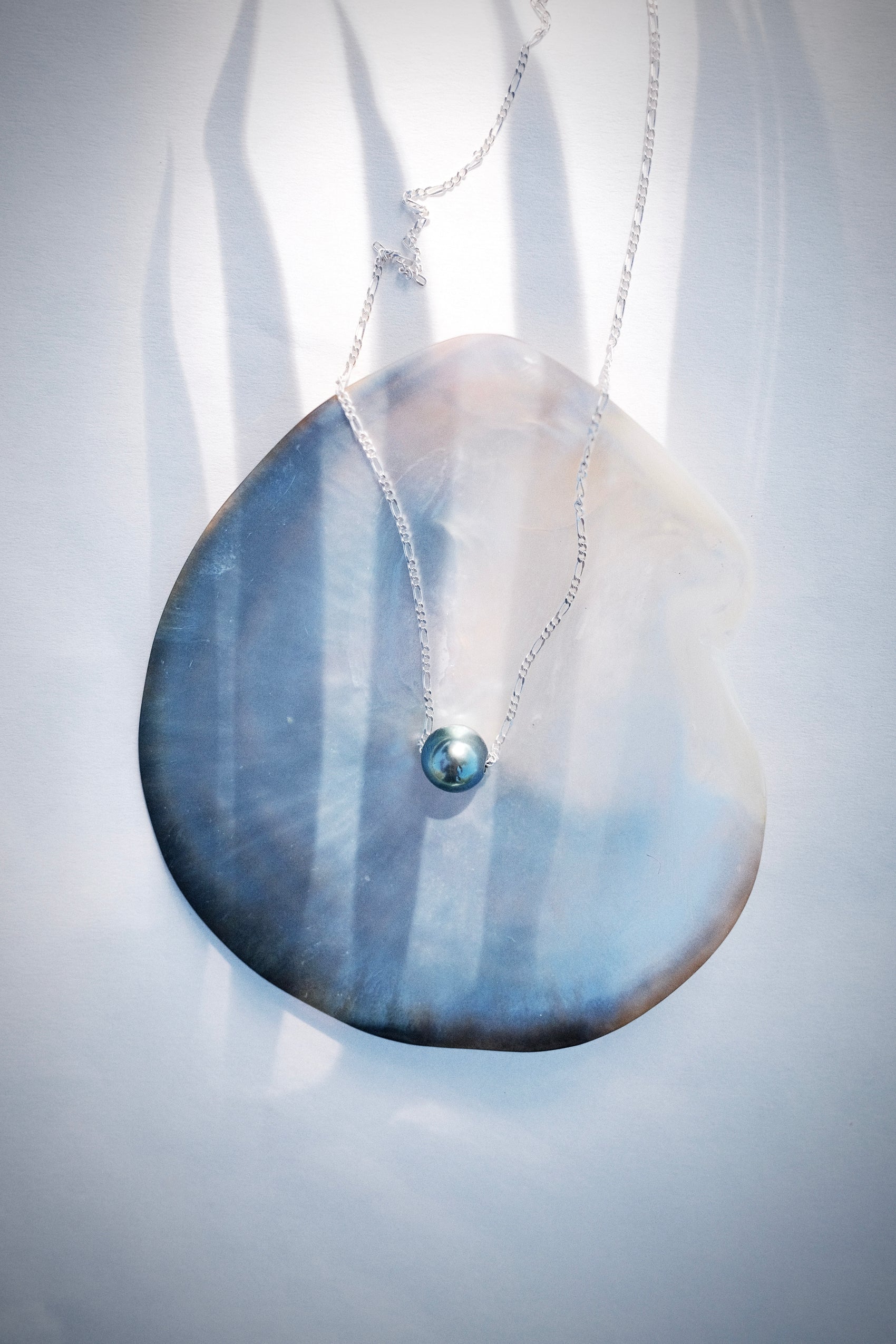 Silver Single Floating Tahitian Pearl Necklace - Miliani