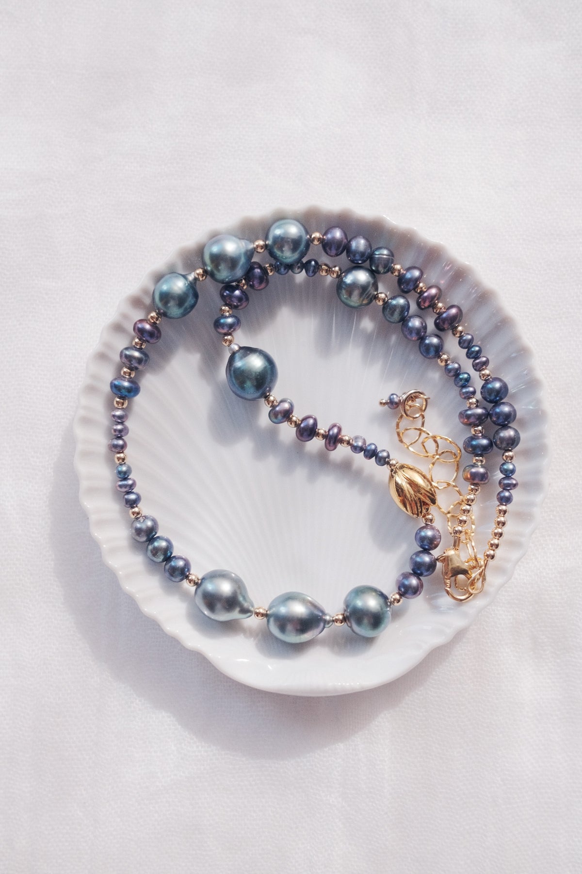 Tahitian & Peacock Pearl Pikake Necklace - Kiʻekiʻe