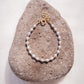 Gray Rice Pearl & Gold Bead Adjustable Bracelet - Gold Āhiahi