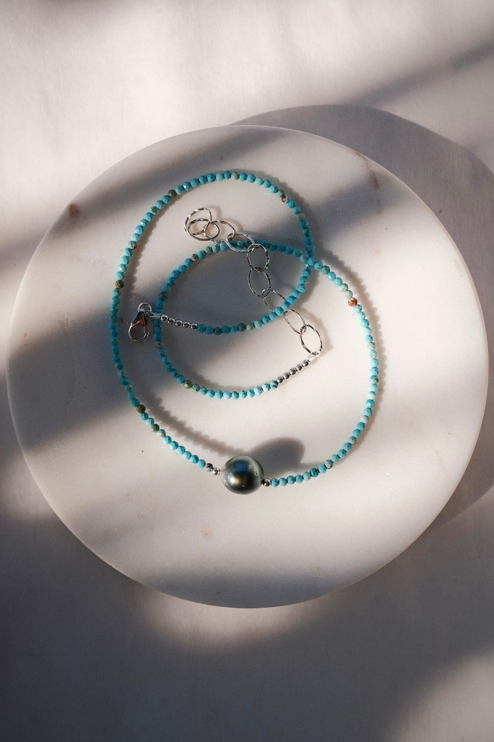 Dainty Turquoise Tahitian Pearl Choker Necklace - Silver Ipo