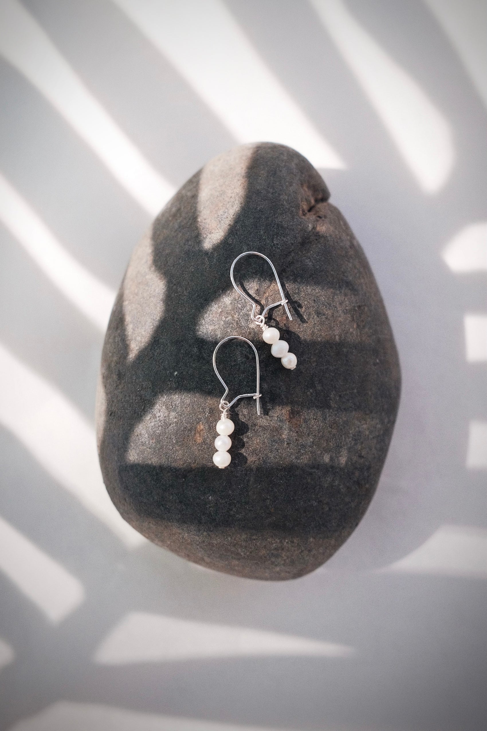 Dainty Silver Pearl Drop Earrings - Kanilea