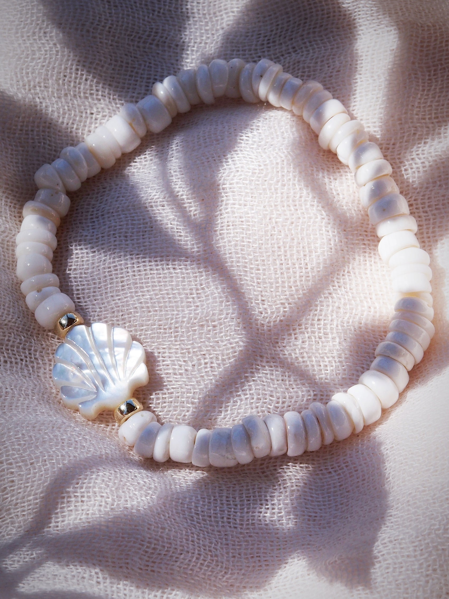 Choose your Gold Stretchy Puka Shell Bracelet - Gold Ali'ikai