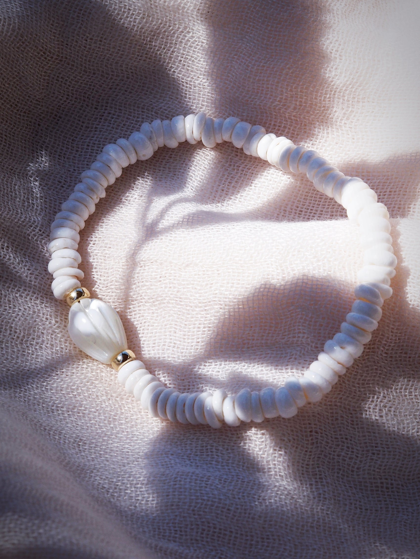 Choose your Gold Stretchy Puka Shell Bracelet - Gold Ali'ikai