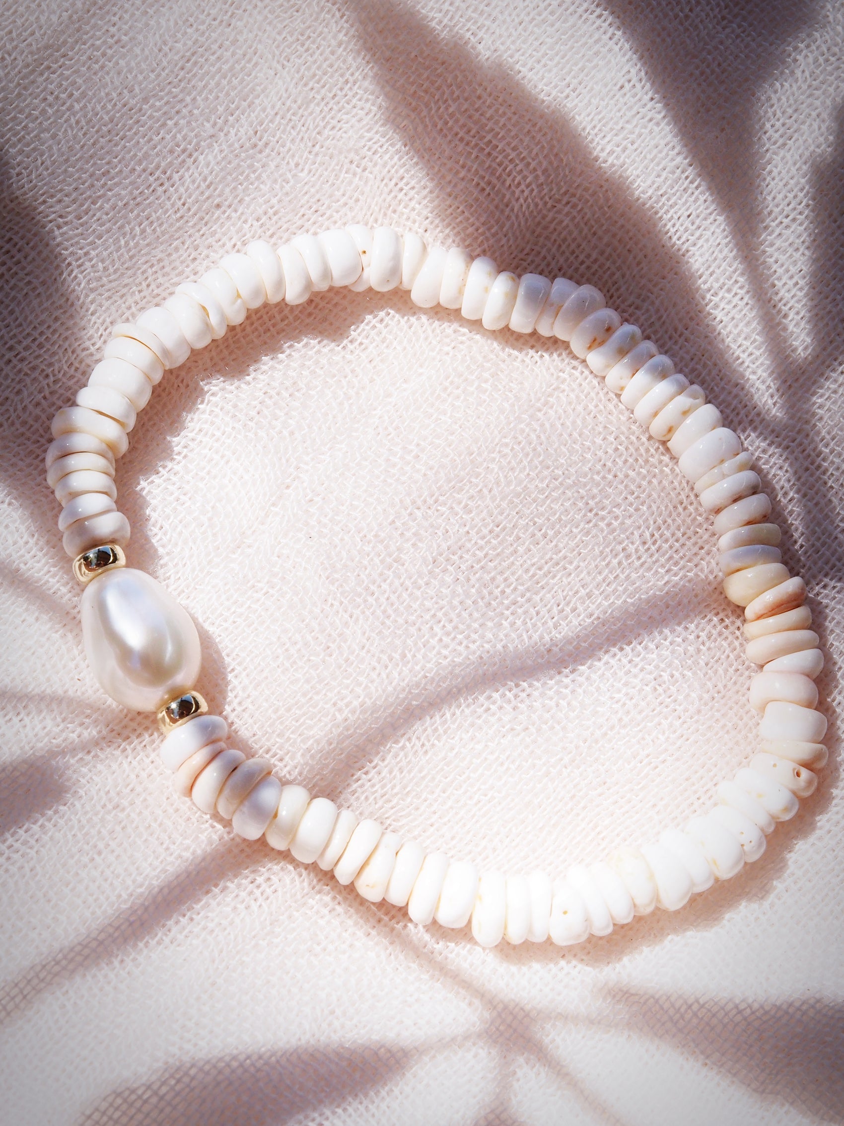 Choose your Gold Stretchy Puka Shell Bracelet - Gold Ali'ikai