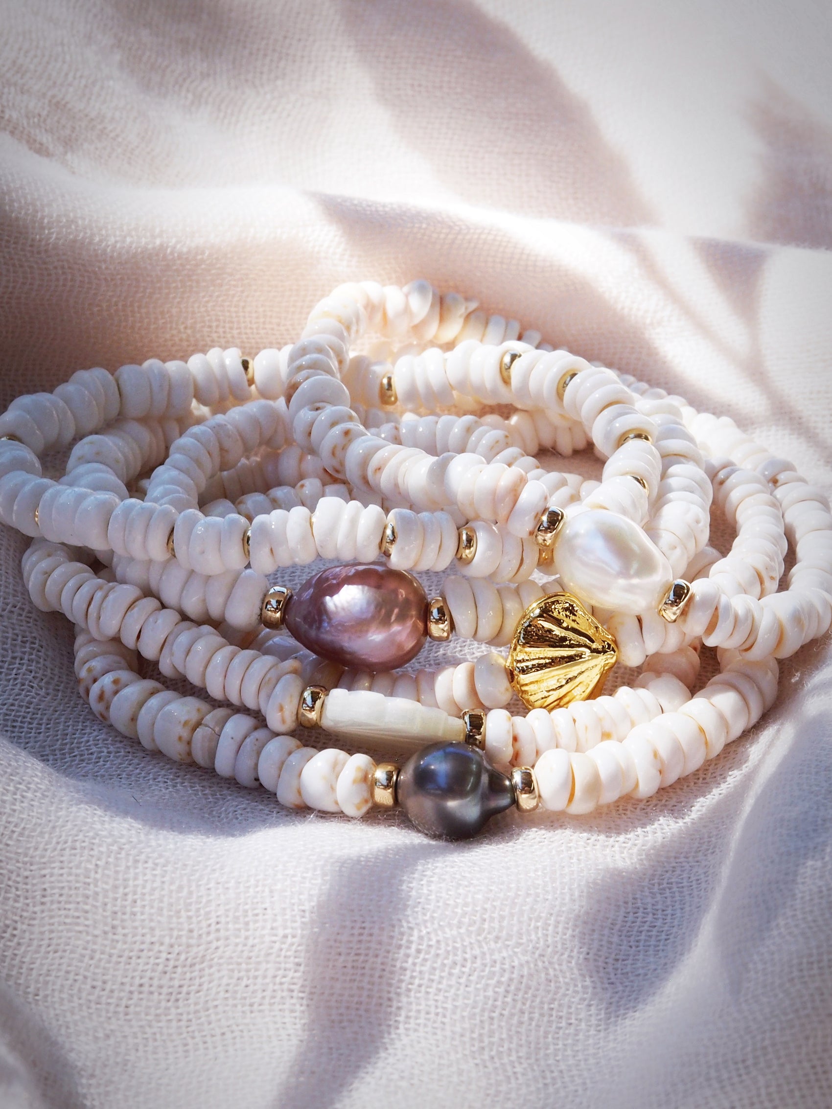 Choose your Gold Stretchy Puka Shell Bracelet - Gold Ali'ikai