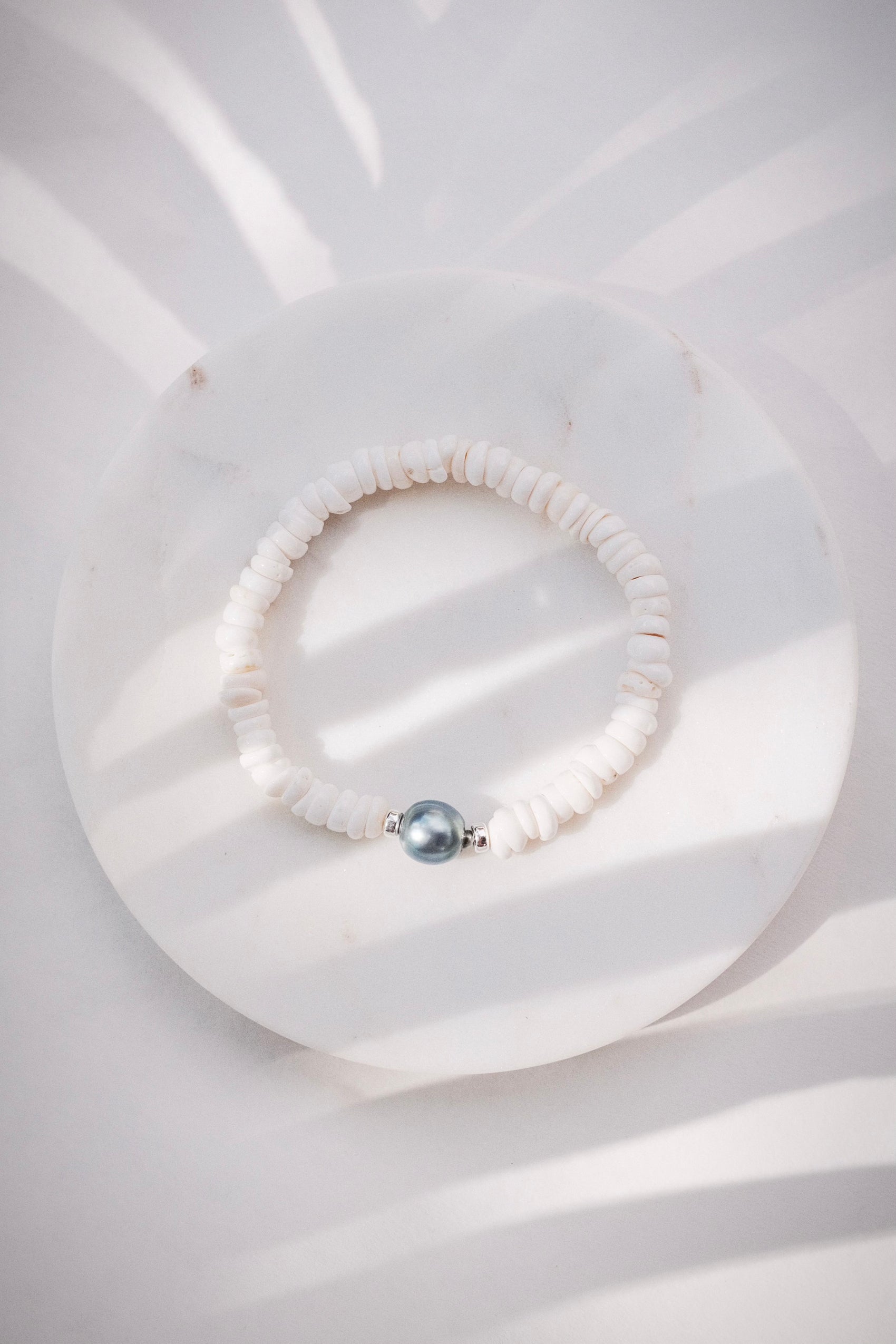 Choose your Silver Stretchy Puka Shell Bracelet - Silver Ali'ikai