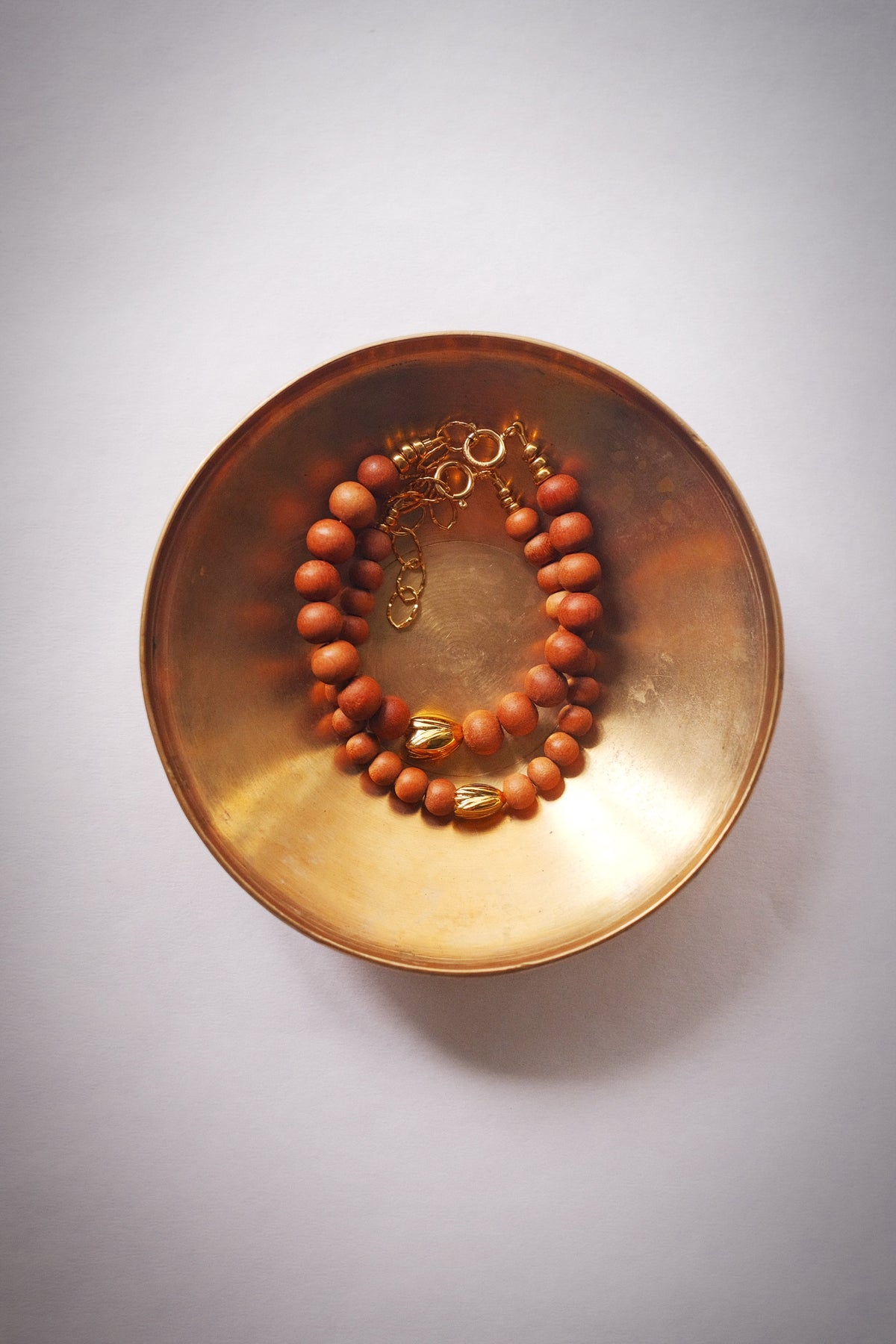 Sandalwood & Gold Pikake Bracelet - Nani