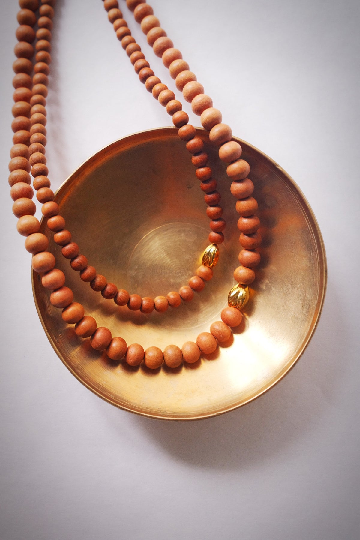 Sandalwood & Gold Pikake Necklace - Nani