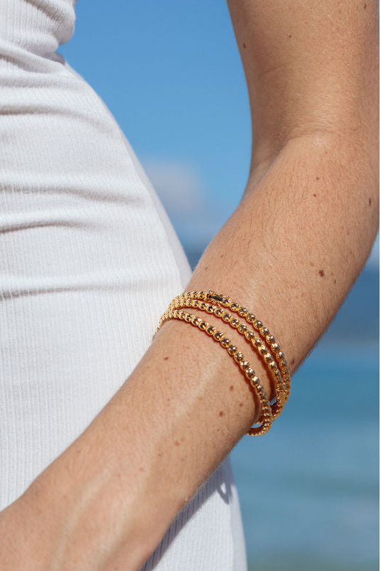 Gold Pikake Lei Hinged Bangle - Pualei