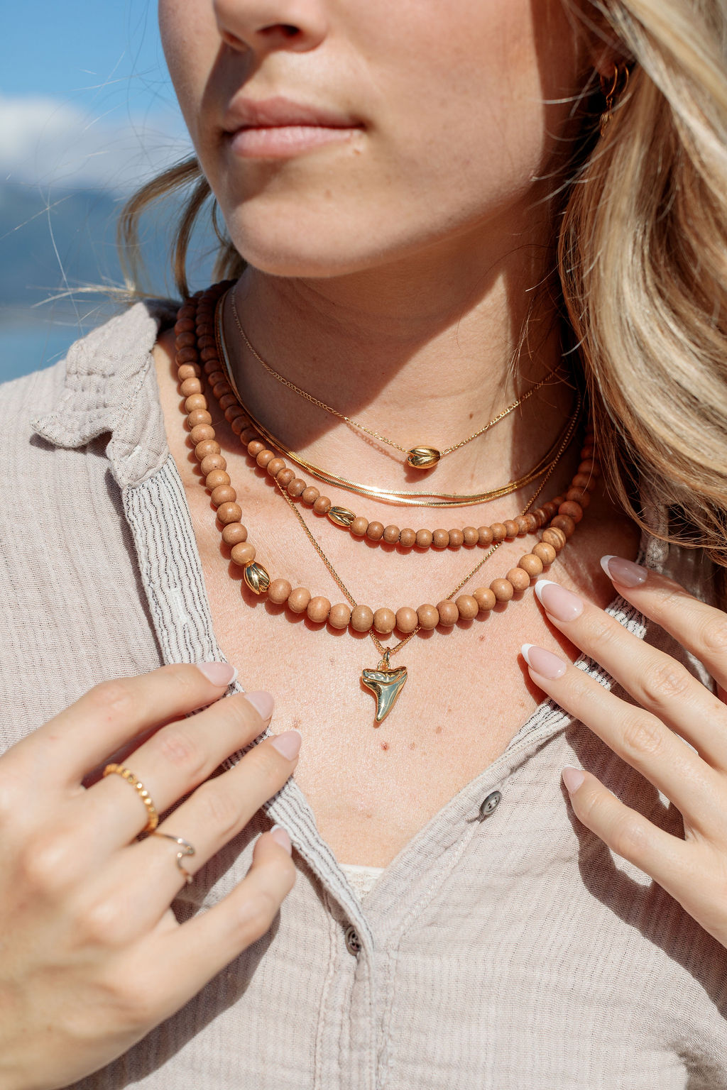 Sandalwood & Gold Pikake Necklace - Nani
