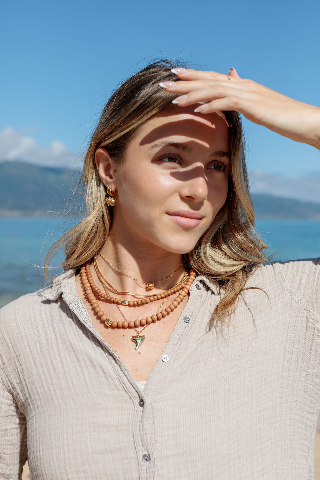 Gold Pikake Huggie Hoop Earrings - Apo