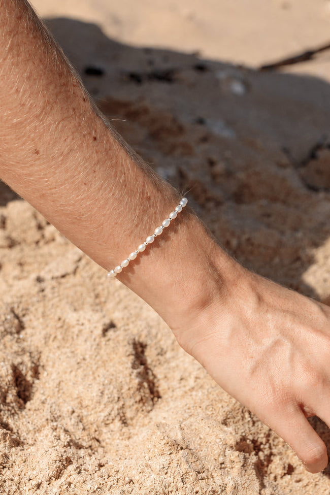 White Rice Pearl & Silver Bead Adjustable Bracelet - Silver Keʻokeʻo