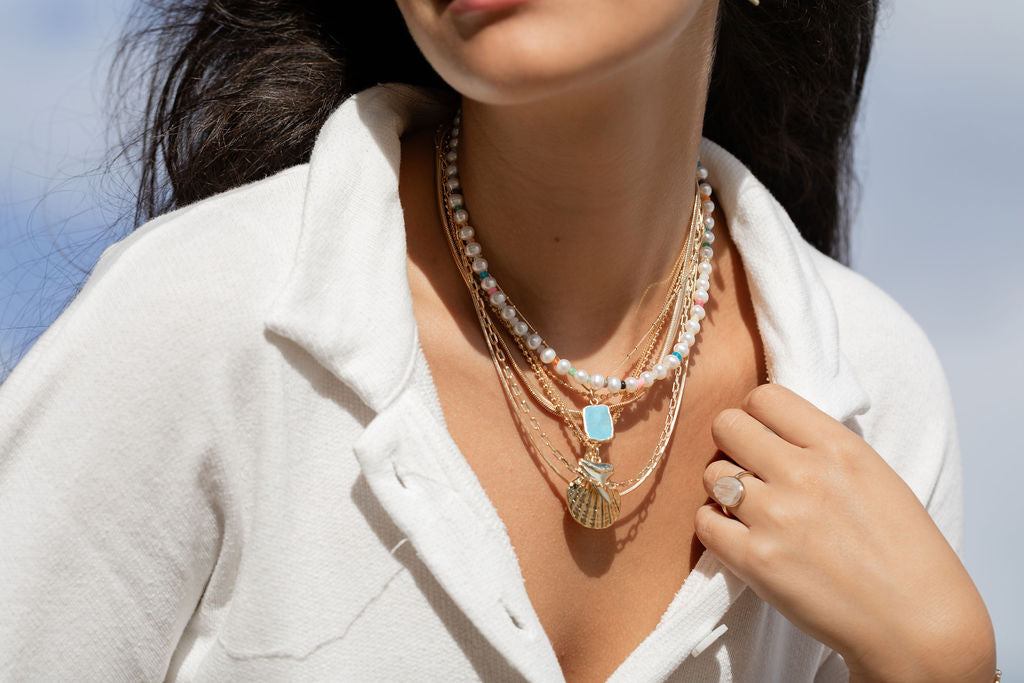 Howlite Turquoise Gemstone Gold Pendant Necklace - Alaka'i