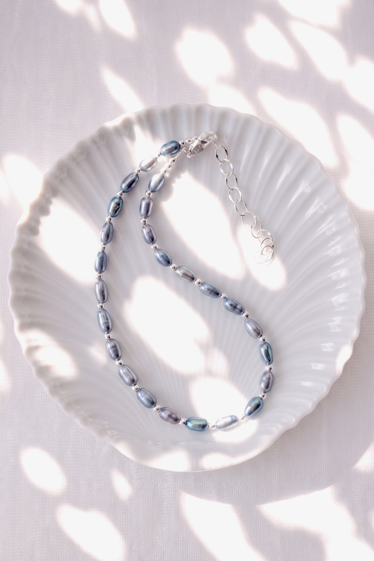 Peacock Rice Pearl & Silver Bead Adjustable Anklet - Silver Pāʻū