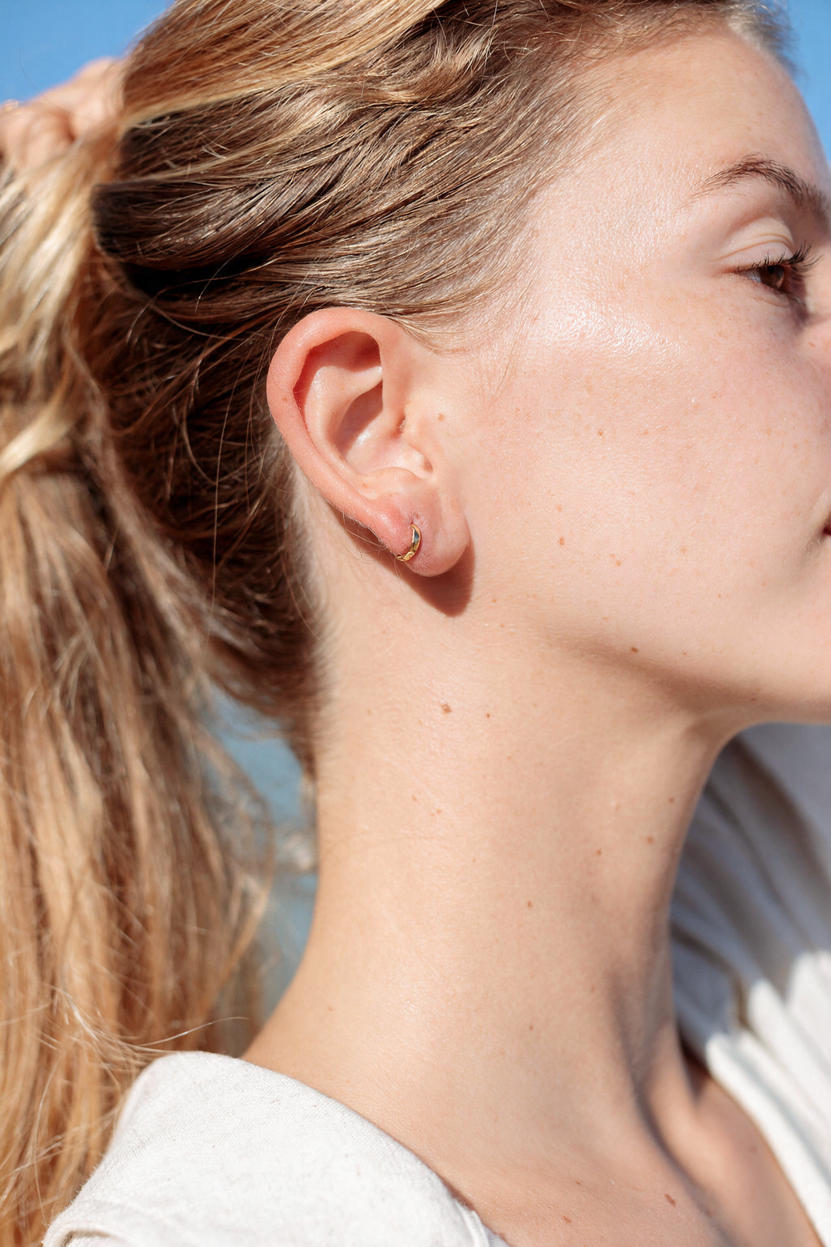 Petite Squared Gold Huggie Hoop Earrings - Kalalea