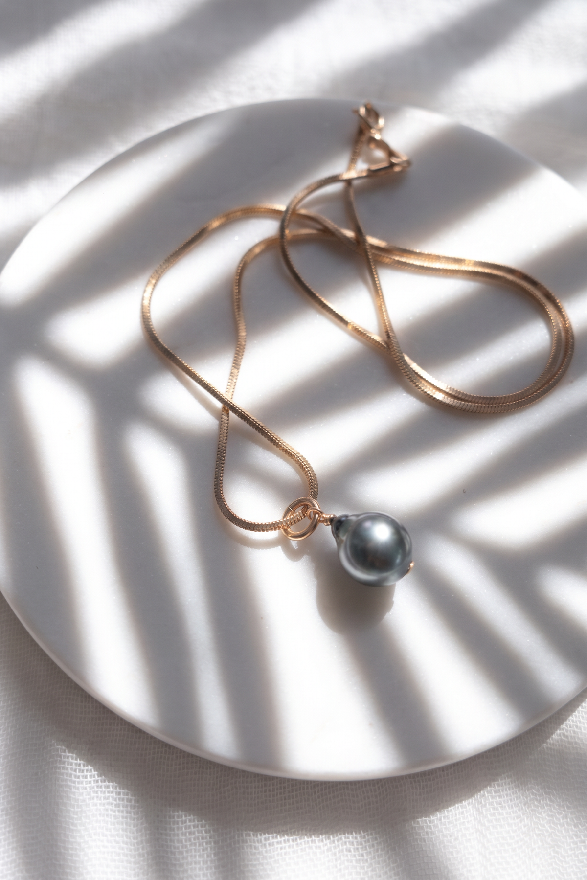 Tahitian Pearl Necklace | Single Pearl on 18kt Gold-Filled Snake Chain - Kai