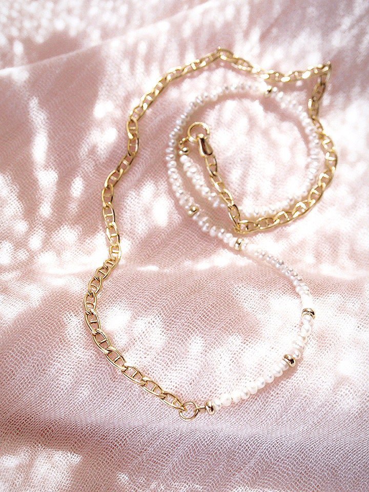 - Asymmetrical Pearl & Gold Chain Necklace - Alohilohi - ke aloha jewelry