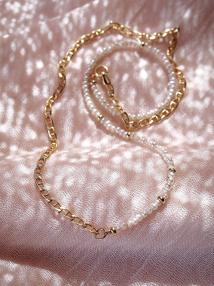 - Asymmetrical Pearl & Gold Chain Necklace - Alohilohi - ke aloha jewelry