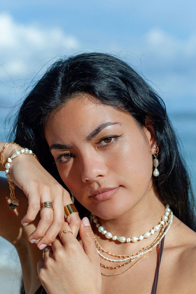 - Asymmetrical Shell & Pearl Earrings - Momi - ke aloha jewelry