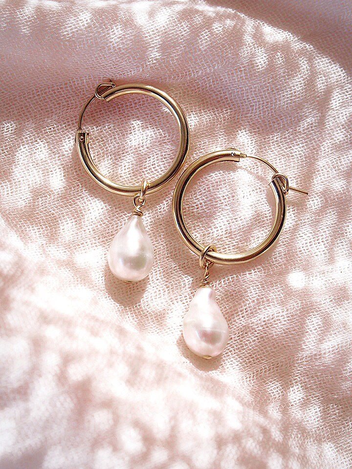 - Baroque Pearl Hoop Earrings - Kēhau - ke aloha jewelry