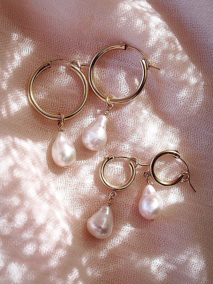 - Baroque Pearl Hoop Earrings - Kēhau - ke aloha jewelry